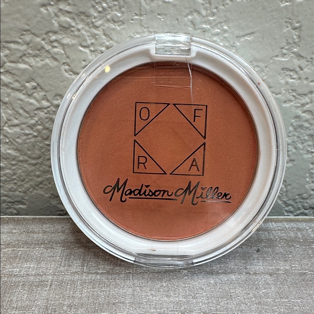 $9 🌙 OFRA x Madison Miller Blush in ‘Ollie Need Is Love NEW FULL SZ NEW